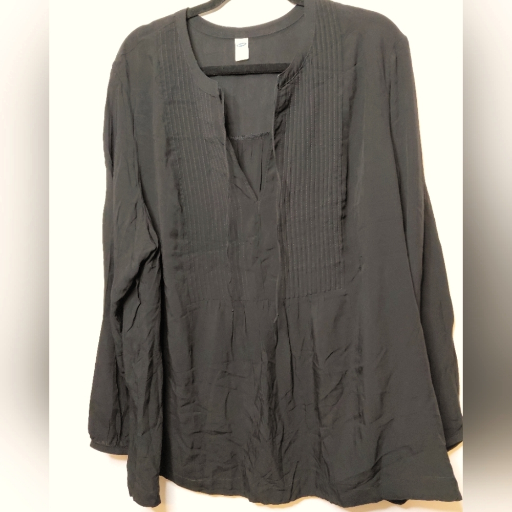 Old Navy Classic Pleated Detail Eith Tie Neck Black Top XXL